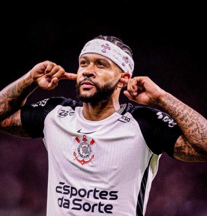  科林蒂安前锋德佩遭遇右大腿肌肉拉伤；尽管如此他仍决定前往荷兰国家队报到。 体育新闻