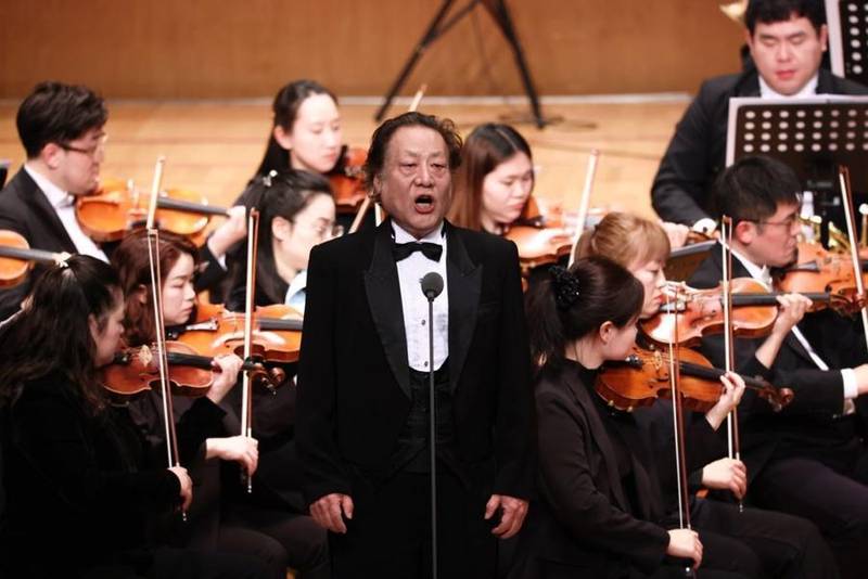  [尘封十八载的艺术重构] + [揭秘非职业合唱团如何以极客精神完成交响化蜕变] 文化旅游