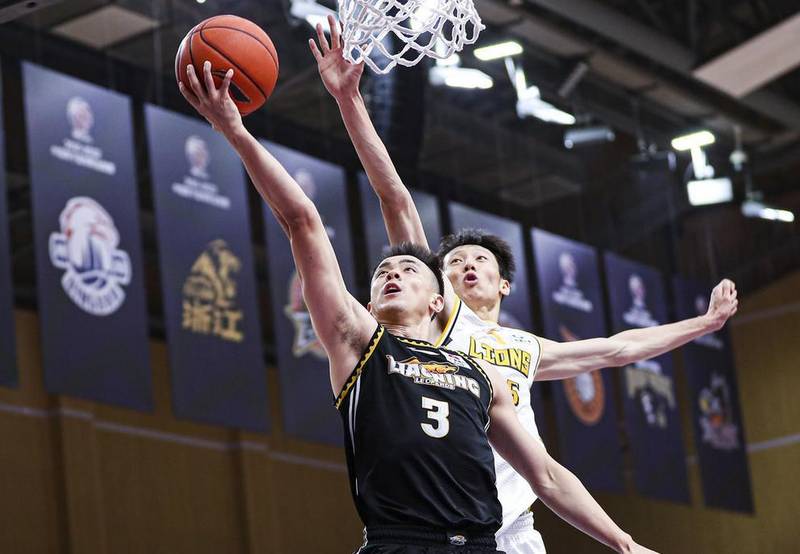  辽宁队16记三分背后的战术密码：团队篮球的技术解构与制胜逻辑 体育新闻