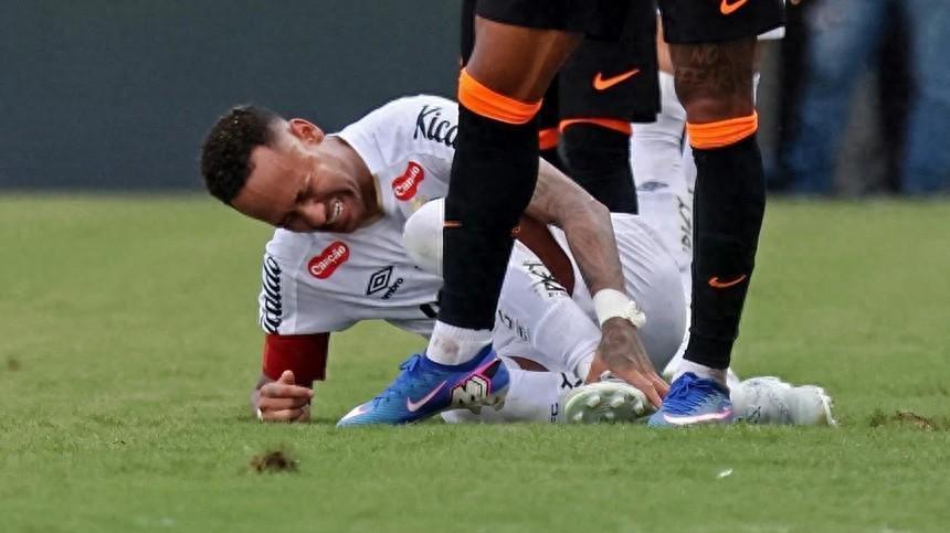 从规则博弈到职业命运：内马尔12场禁赛风险的全景解析