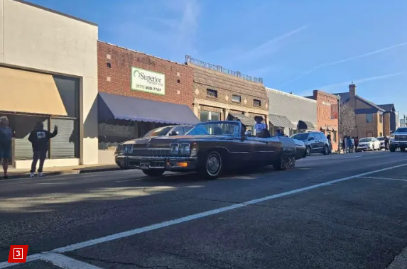  【法律警示】工资系统报错100倍，这笔“横财”究竟能不能拿？ 新闻