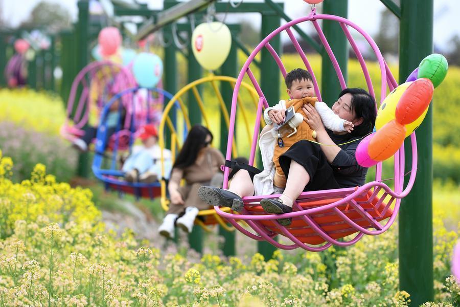  从“打卡式旅游”到“沉浸式消费”：三秦春日经济的数据解码与技术洞察 新闻