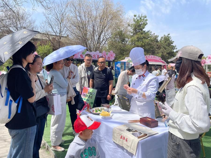  从“打卡式旅游”到“沉浸式消费”：三秦春日经济的数据解码与技术洞察 新闻