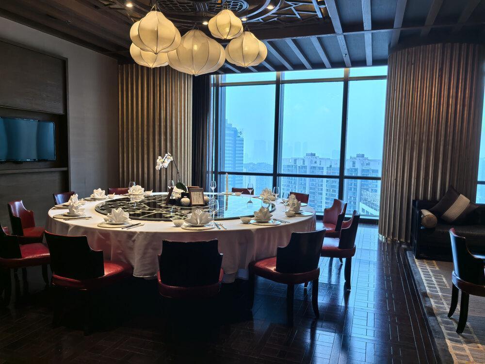  「商业地产法拍」深度解析：成都丽思卡尔顿首拍流拍背后的资产定价逻辑与二拍博弈 房产家居