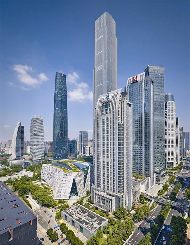  「商业地产法拍」深度解析：成都丽思卡尔顿首拍流拍背后的资产定价逻辑与二拍博弈 房产家居