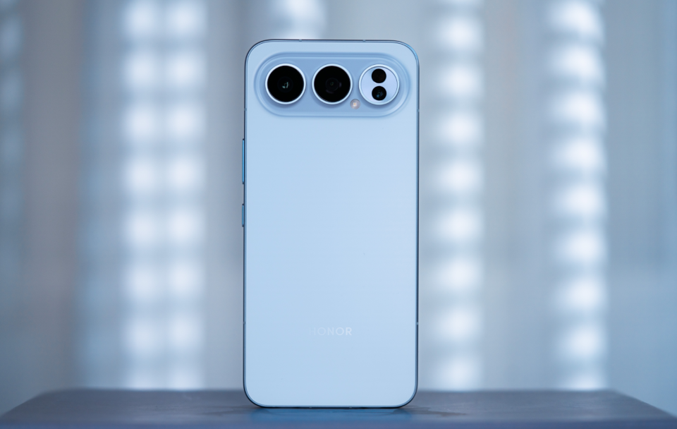  中端旗舰新纪元：影像·续航·性能的三重跃迁 手机评测