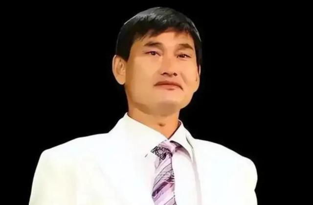  流量围猎下的草根生存实录：一位农民歌手十五年的网络漂流 娱乐新闻