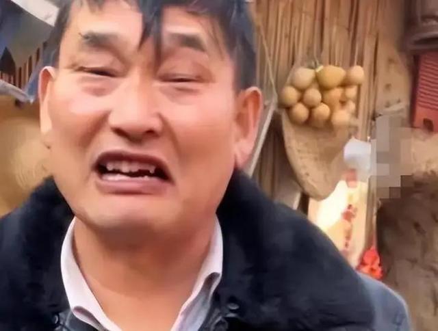  流量围猎下的草根生存实录：一位农民歌手十五年的网络漂流 娱乐新闻